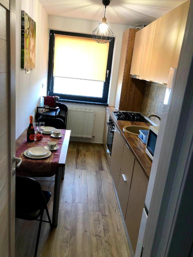 Jolie Apartments Брашов Екстер'єр фото